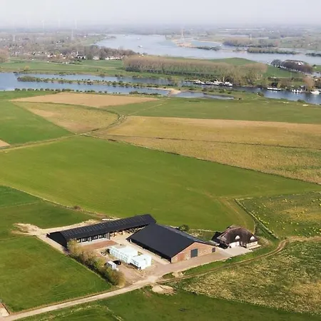 Bed & Breakfast Alemsche Waard Alem